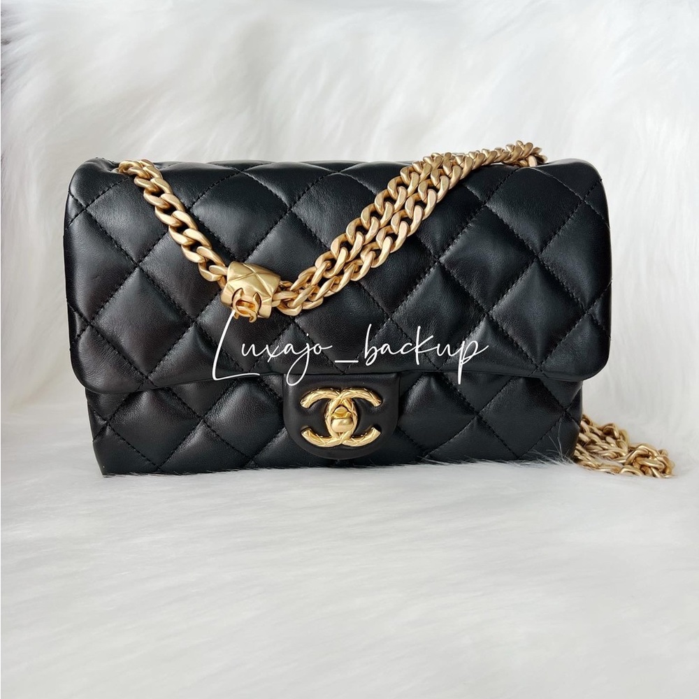 Chanel 22K flap